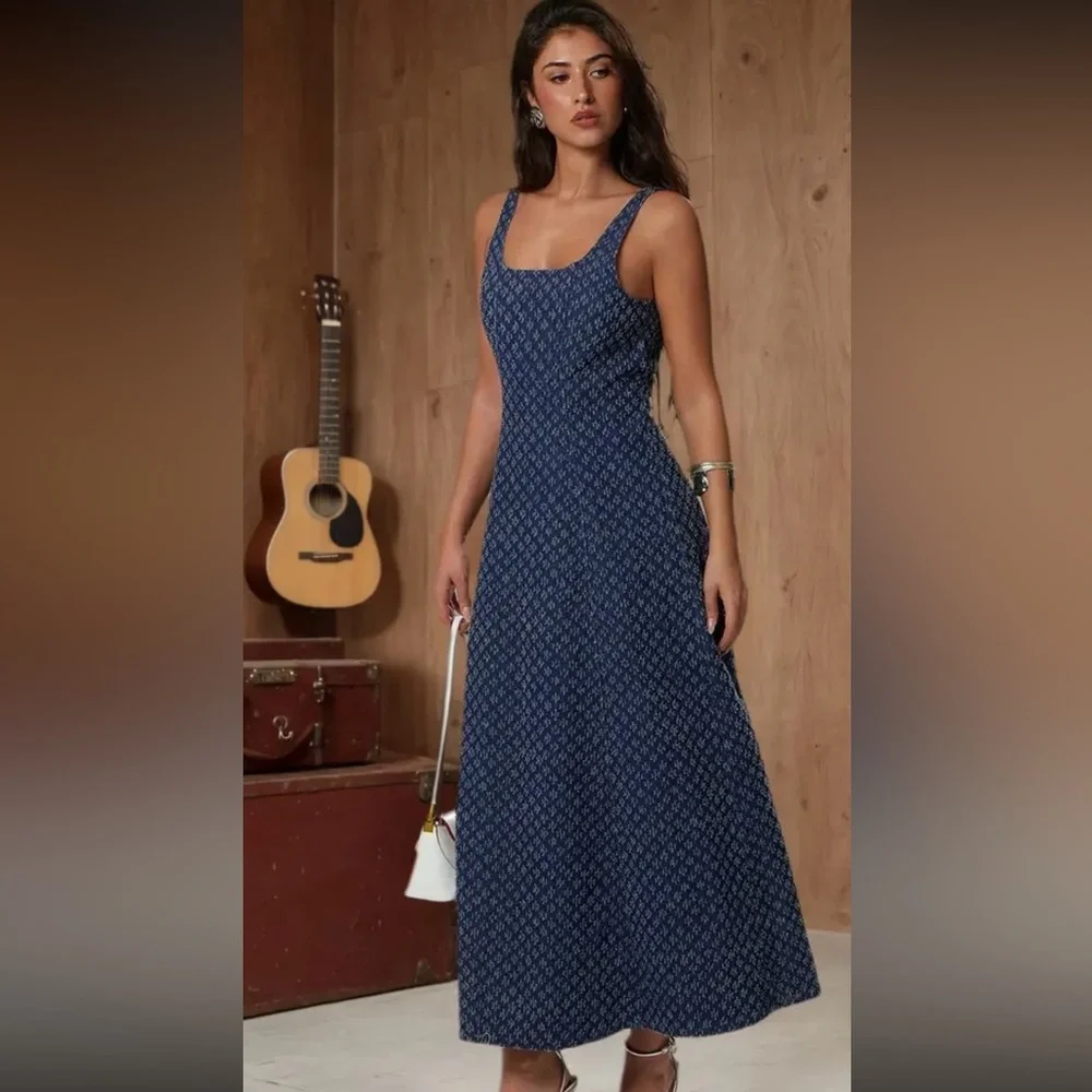 Denim Jacquard Midi dress. Dark Blue. NWOT. (Brand new, no tags) - Picture 3 of 4